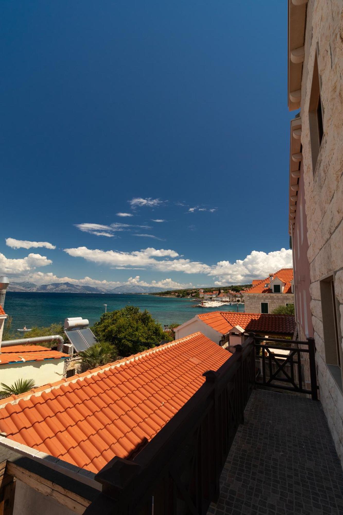 Taverna & Rooms Sutivan Exterior photo