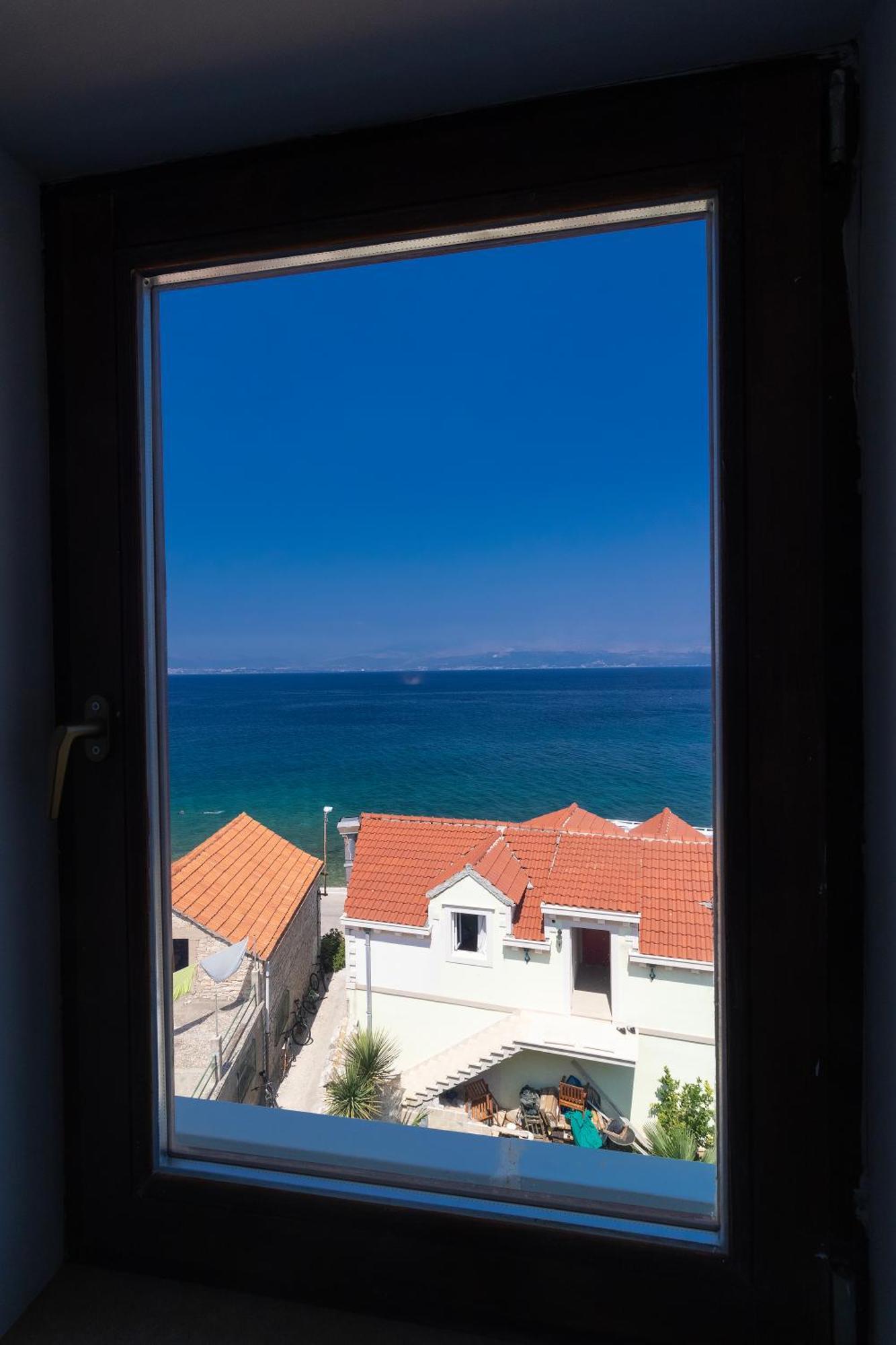 Taverna & Rooms Sutivan Exterior photo